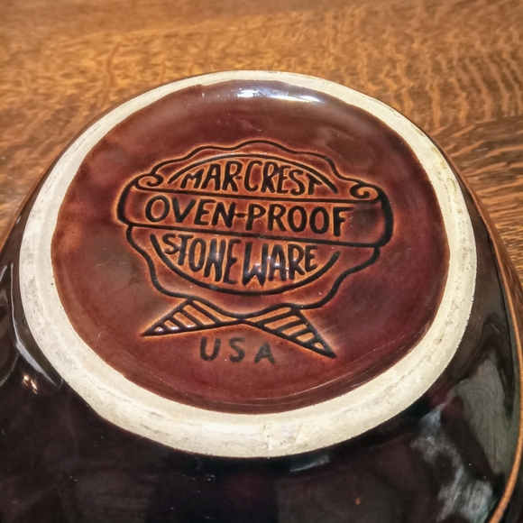 Mar-Crest Old Fashioned Oval Daisy Dot Stoneware - Picture 7 of 7